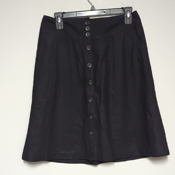 Banana Republic Black Knee-Length A-Line Skirt - Picture 1 of 6